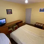 аria Bed and Breakfast *